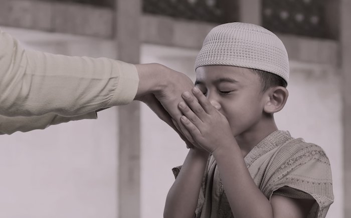 Pengertian Tata Krama, Tujuan, Macam, dan Contohnya