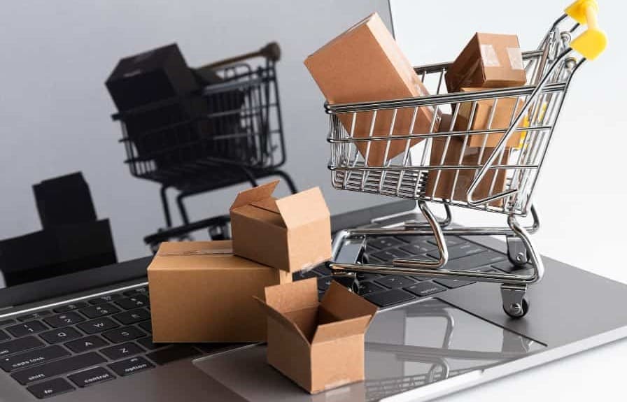 50 Contoh Konsumen di Bidang Barang dan Penjelasannya